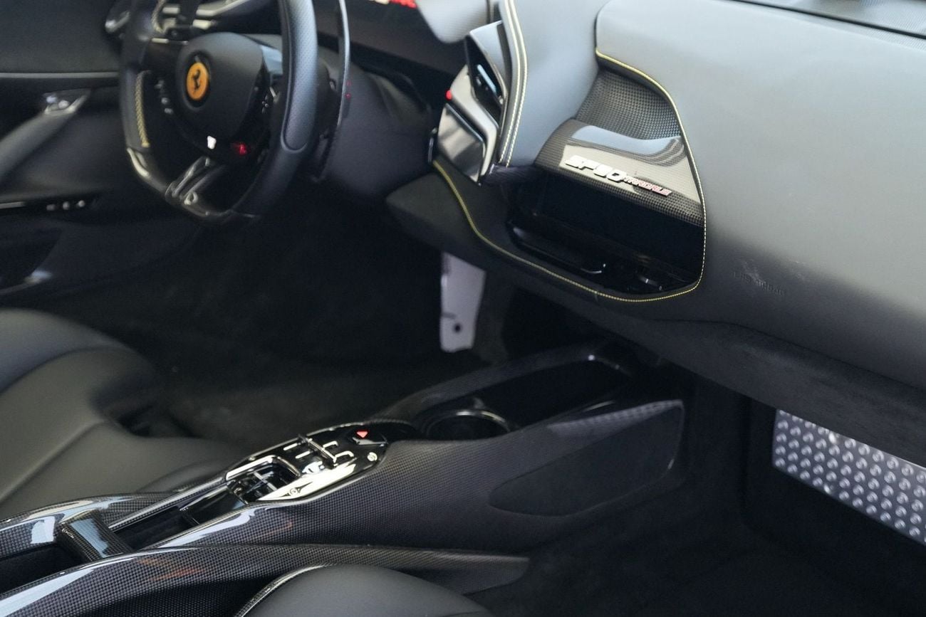 Ferrari SF90 STRADALE ASSETTO FIORANO
