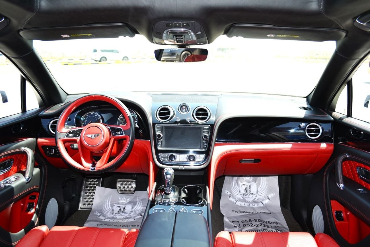 Bentley Bentayga Signature