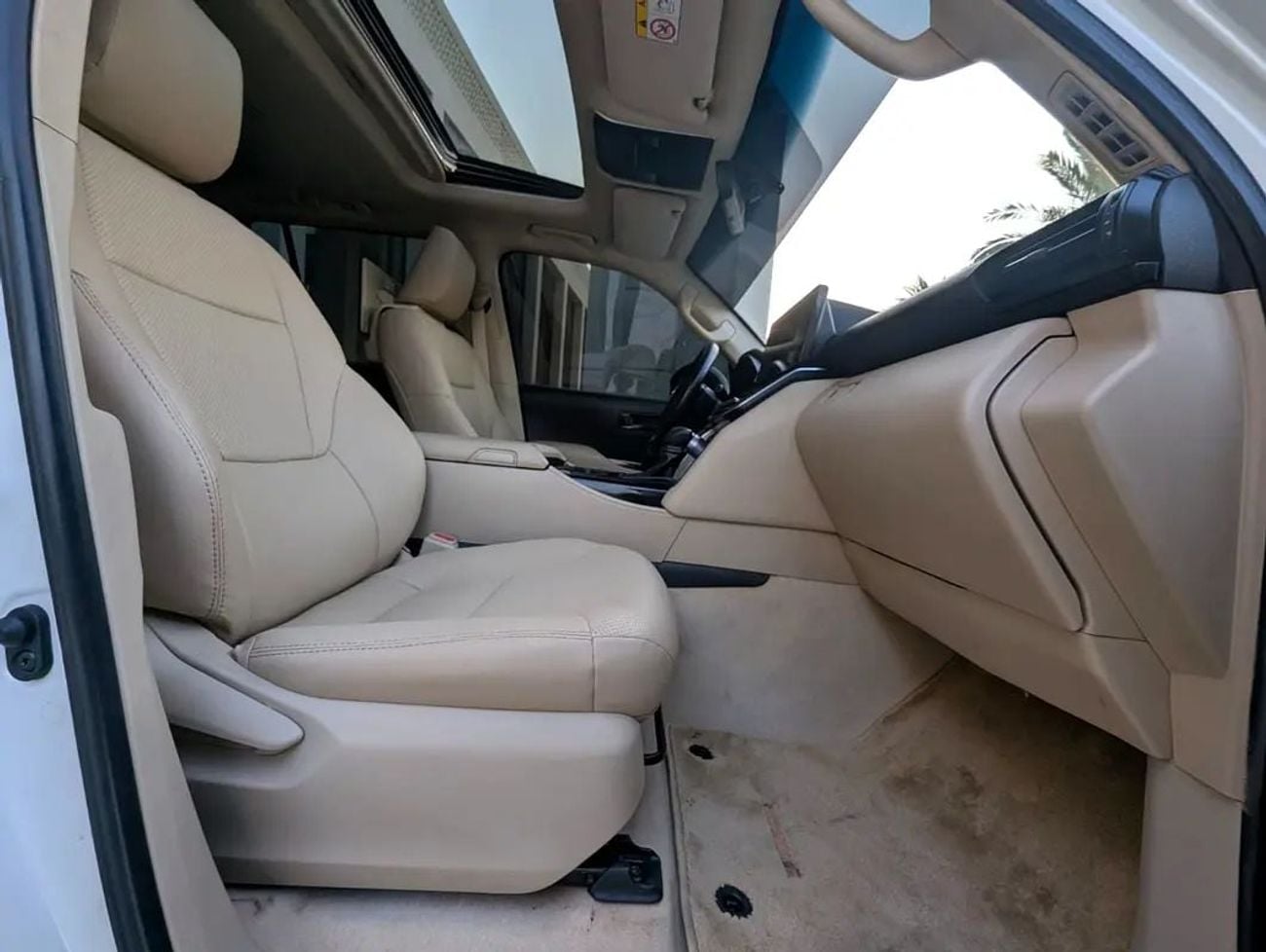 Toyota Land Cruiser VXR GCC Specs Top Full Option Twin-Turbo V6 Excellent Condition