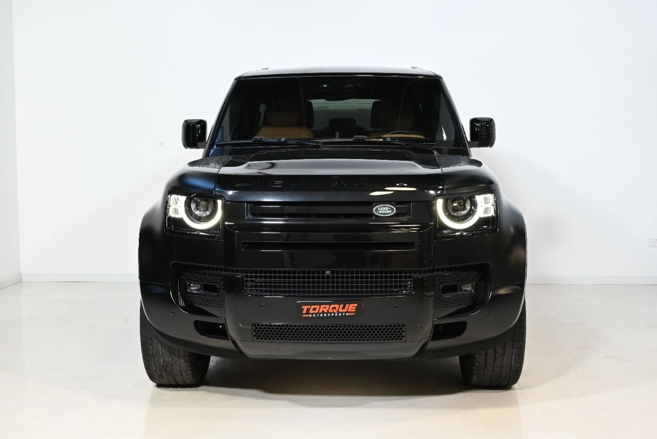 Land Rover Defender 90 SE P400 2024 Land Rover Defender 90 SE P400 X-Dynamic, 2027 Land Rover Warranty and Service Pack
