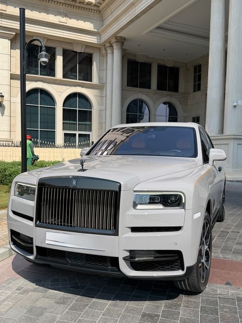 Rolls Royce Cullinan BLACK BADGE