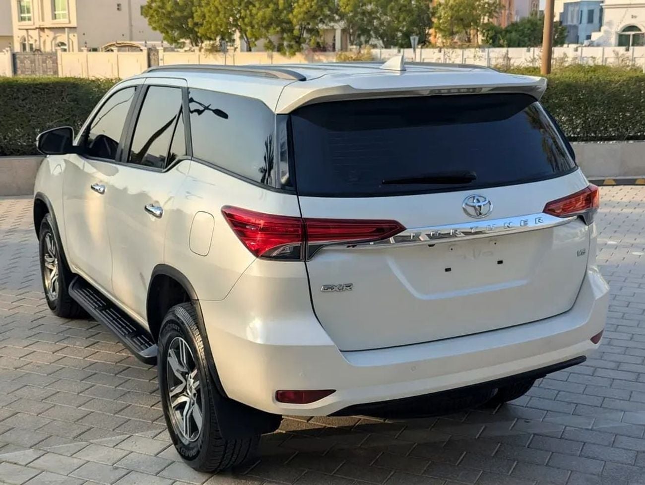 Toyota Fortuner GXR V6 4.0L | 89,185 KM | GCC Specs | Excellent Condition