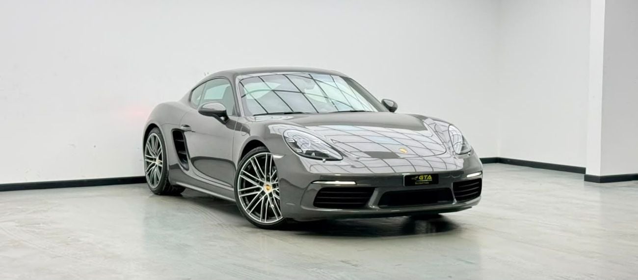 Porsche 718 Cayman STANDARD 2025 Porsche 718 Cayman, Porsche Warranty, Full Porsche Service History, Very Low Km, GCC