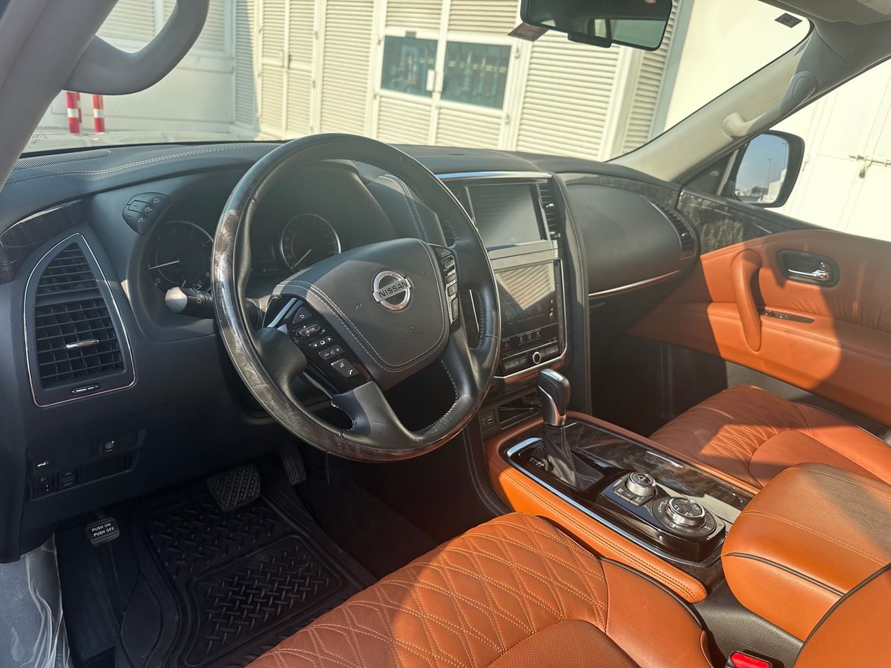 Nissan Patrol SE PLATINUM CITY +