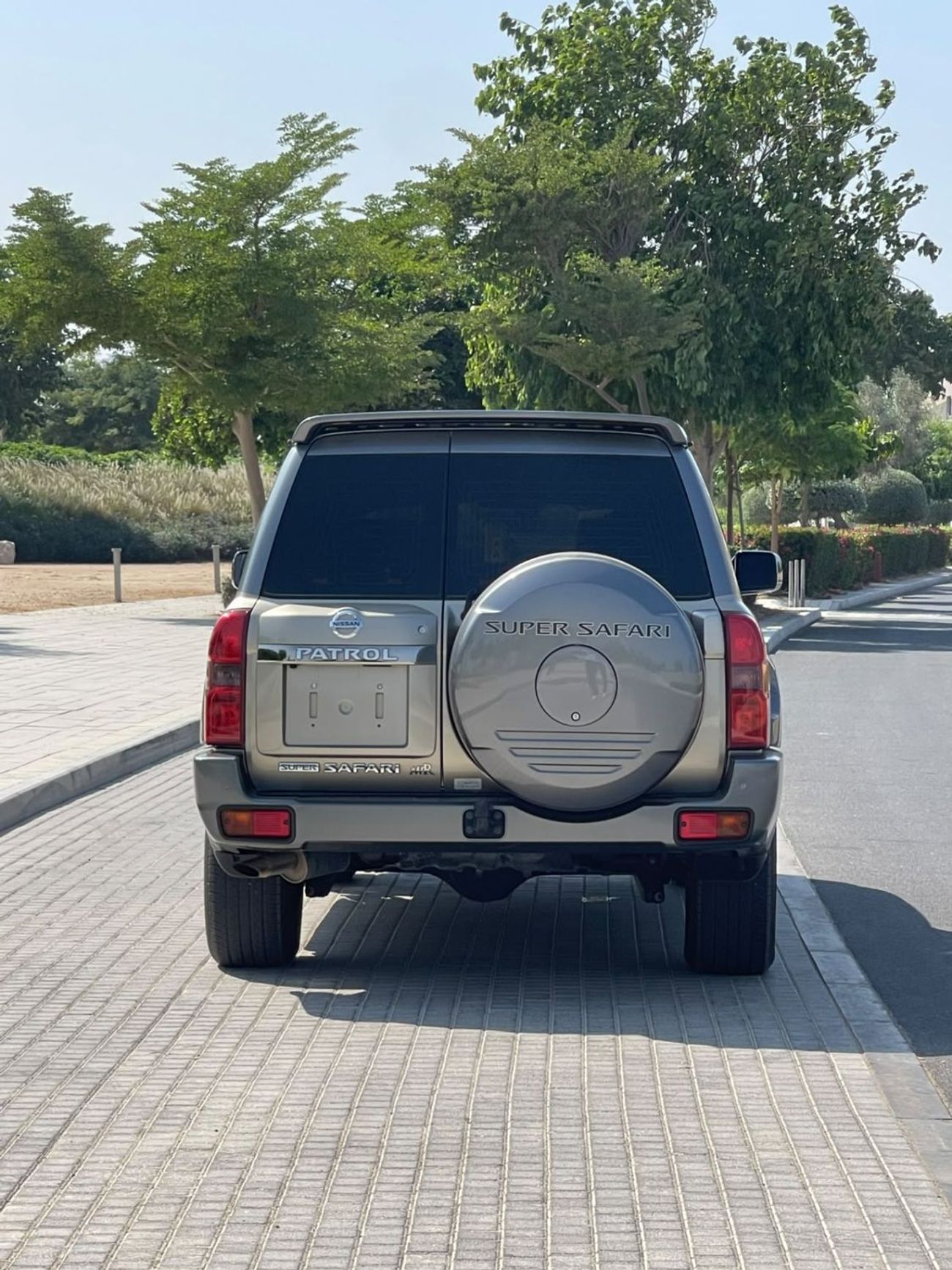 نيسان باترول سوبر سفاري
