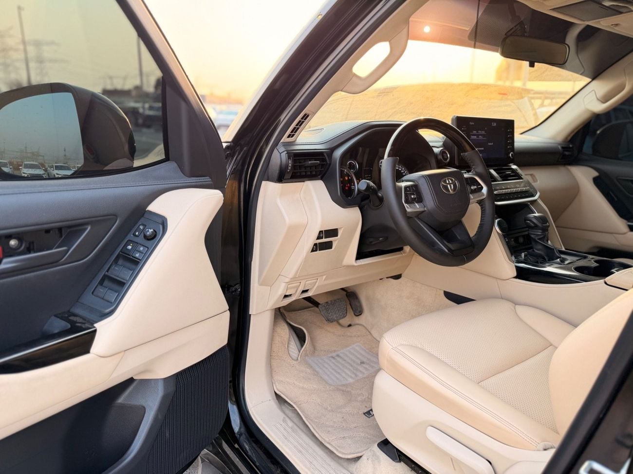 Toyota Land Cruiser VXR GXR