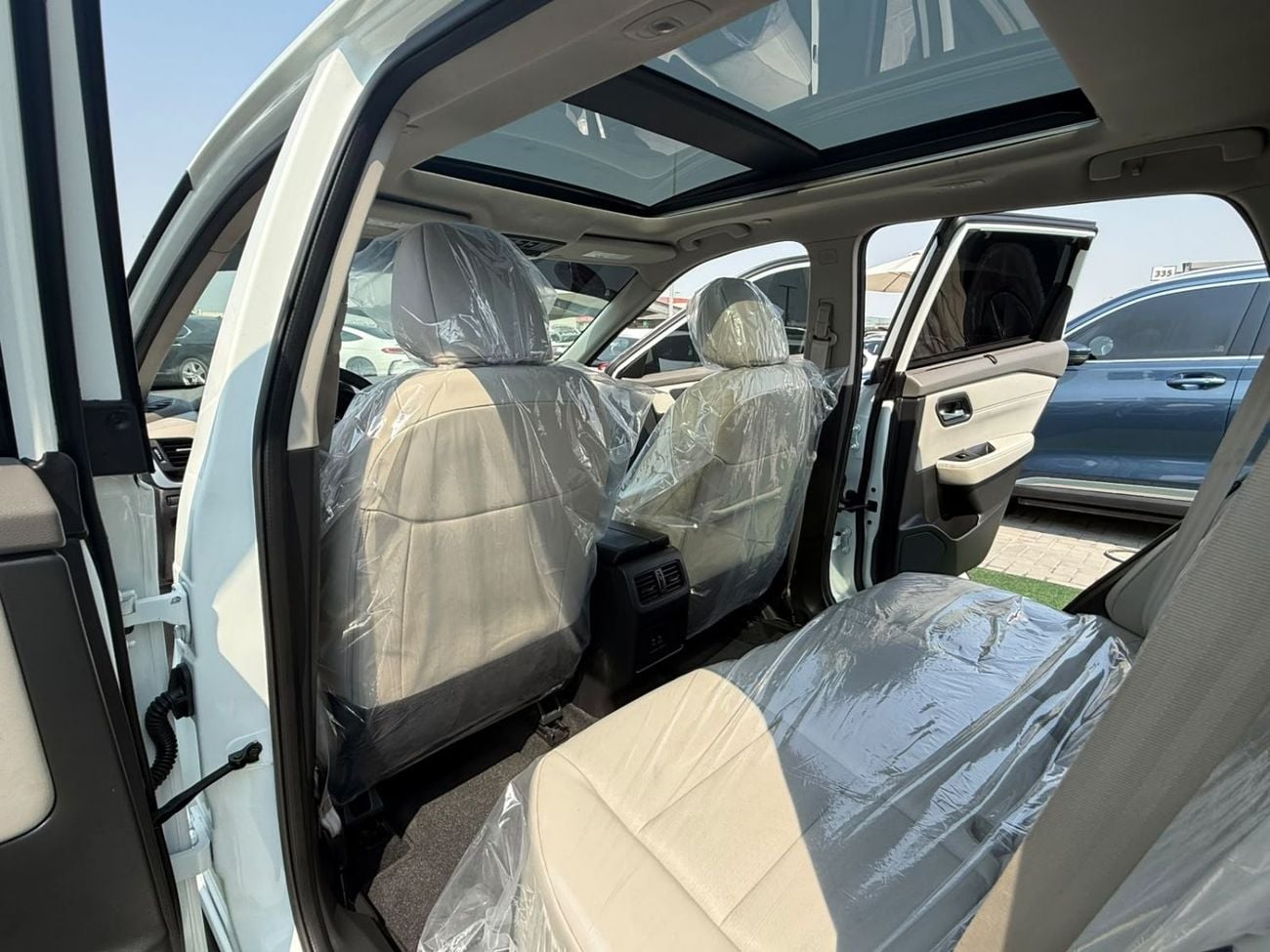 Nissan Rogue PLATINUM Full - panoramic view - 360 camera