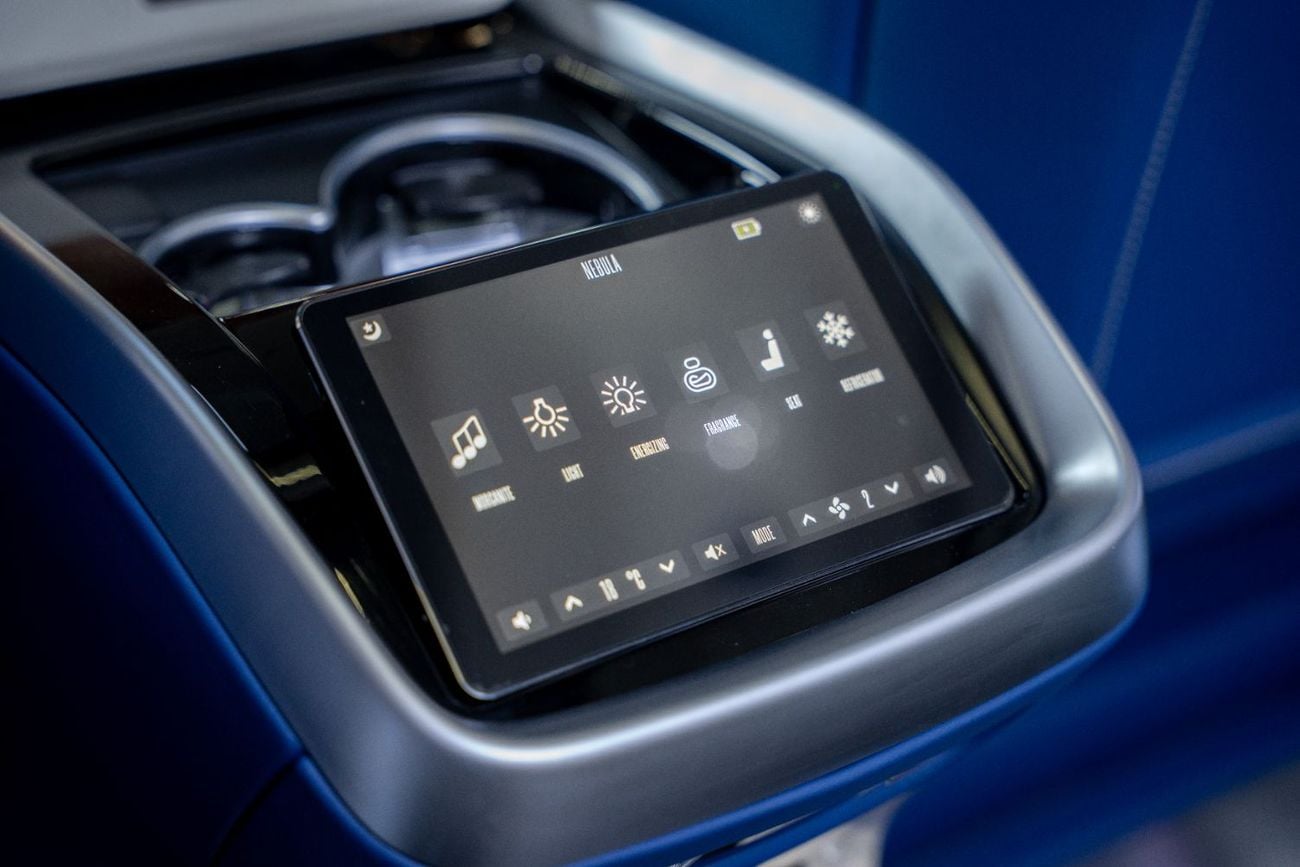 Mercedes Benz V300 AVANTGARDE 1 of 28 Magellan Edition based on a Yacht | By Limgene | Special Offer
