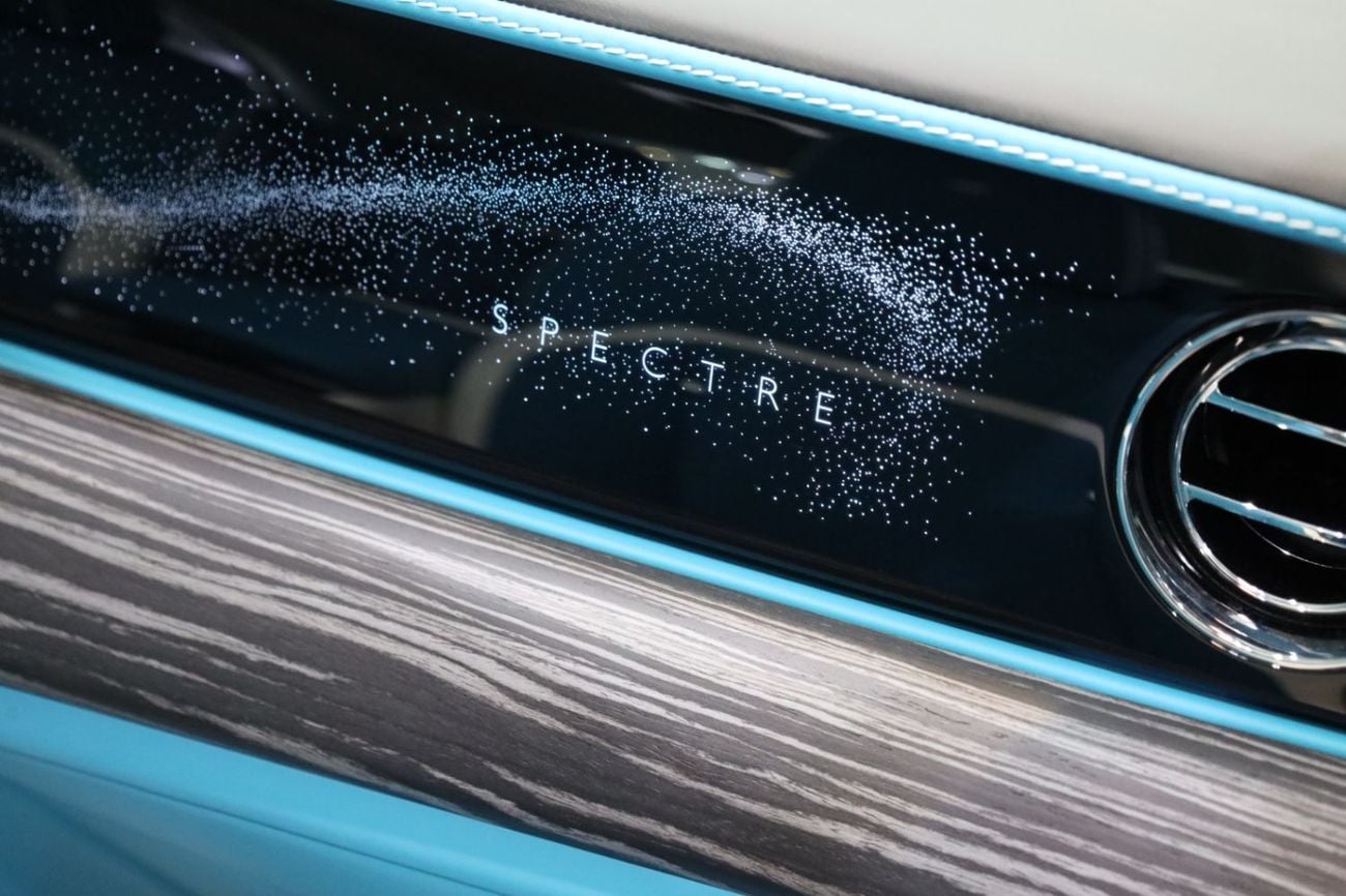 Rolls Royce Spectre STANDARD Illuminated Spirit of Ecstasy, Bespoke Audio, Starlight, Dealer Warr + Serv!!