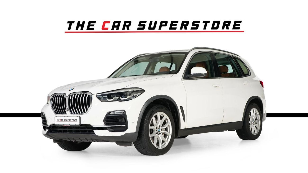 BMW X5 40i EXCLUSIVE 40i X-Drive-GCC-BMW Full Service History-Mint Condition-Pearl White