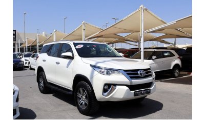 Toyota Fortuner ACCIDENTS FREE - GCC - ORIGINAL PAINT - EXR - PERFECT CONDITION INSIDE OUT