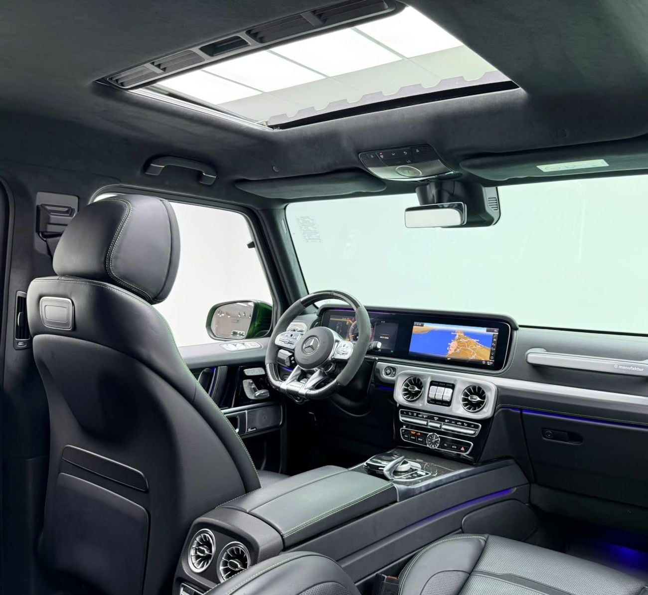 Mercedes Benz G63 AMG STANDARD 2022 Mercedes Benz G63 AMG G Manufaktur, MB Warranty + Service Pack, Carbon Fiber Interior, GCC