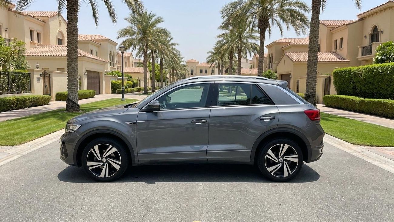 Volkswagen T-ROC R-LINE 2024 | AED 1138/Month | 0 DP | 30 Day Return | Warranty | Service History