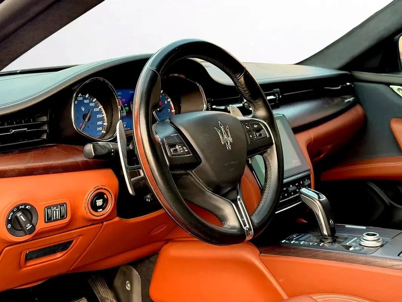 Maserati Quattroporte S FULL DEALER SERVICE HISTORY | 0% DOWNPAYMENT | 430 HP | GCC
