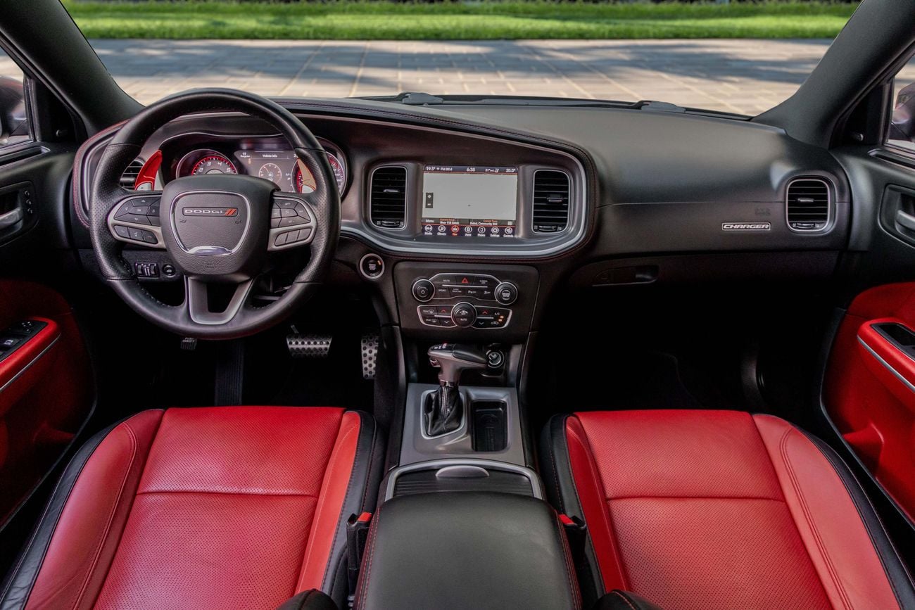 Dodge Charger R/T Charger RT | 2,448 P.M | 0% Downpayment | Agency Service History