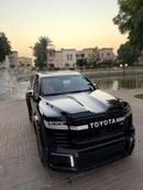 تويوتا لاند كروزر VXR 4.0L - GCC Specs - Brand New!