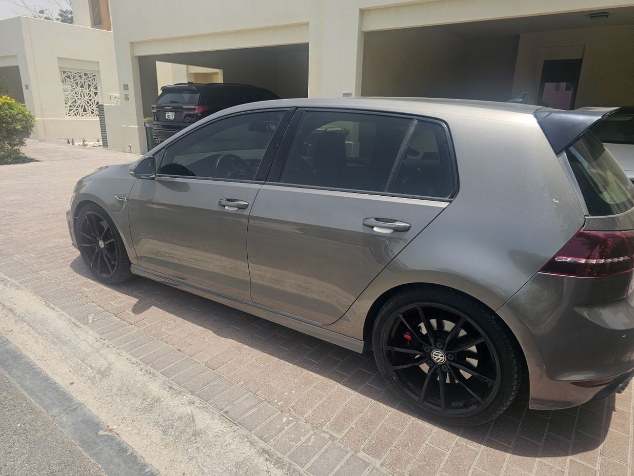 فولكس واجن جولف R SPORT