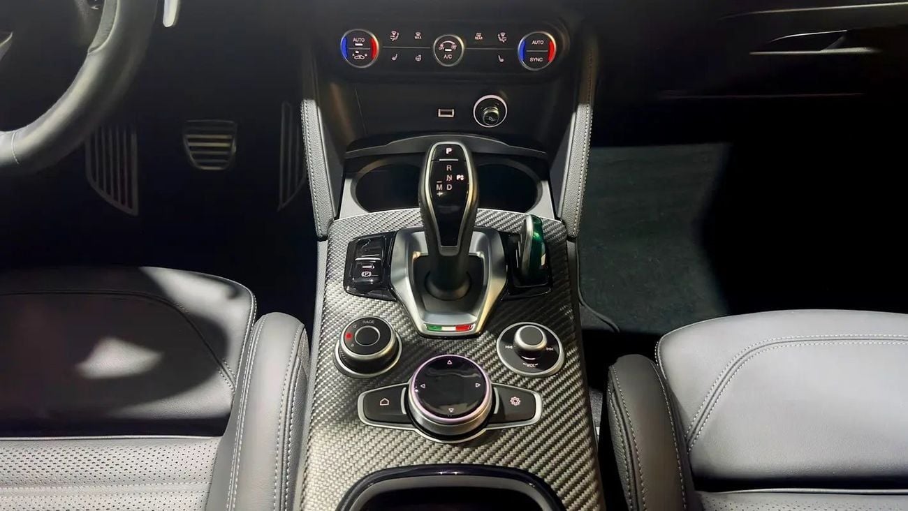 ألفا روميو ستيلفيو QUADRIFOGLIO | ٢٠٢٤ | عطلة نهاية أسبوع ألفا | ١٨-٢١ سبتمبر | ضمان وخدمة جارجاش | تأمين مجاني | تمويل ابتداءً من ٠
