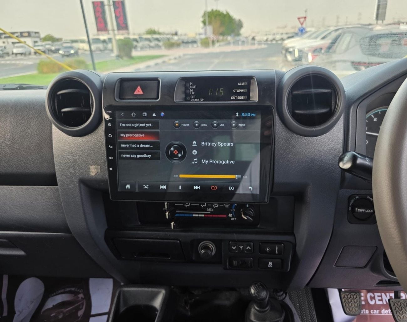 تويوتا لاند كروزر بيك آب LAND CRUISER PICKUP, FACE LIFTED TO 2024 MODEL DIESEL V8 RHD