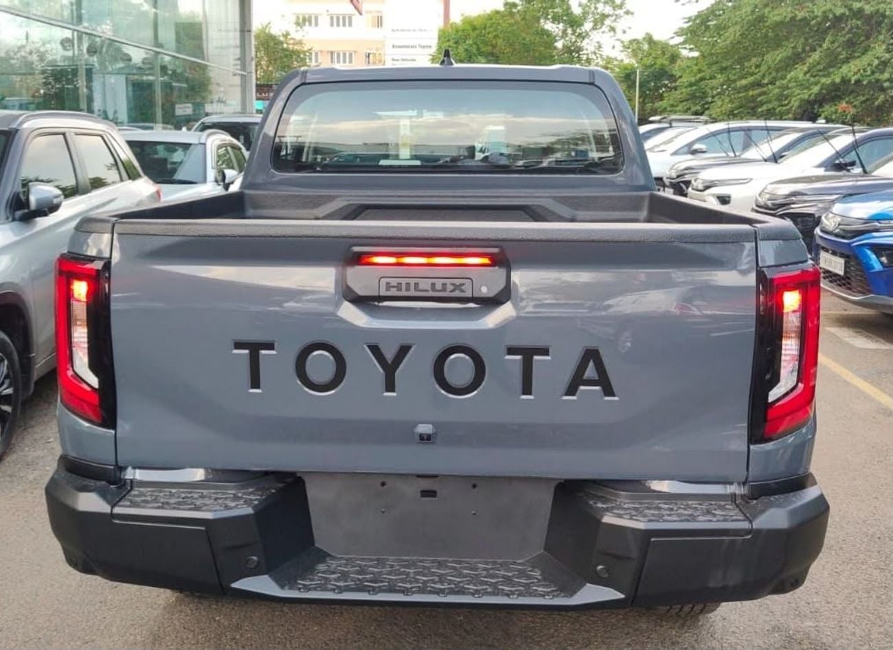 Toyota Hilux ADVENTURE
