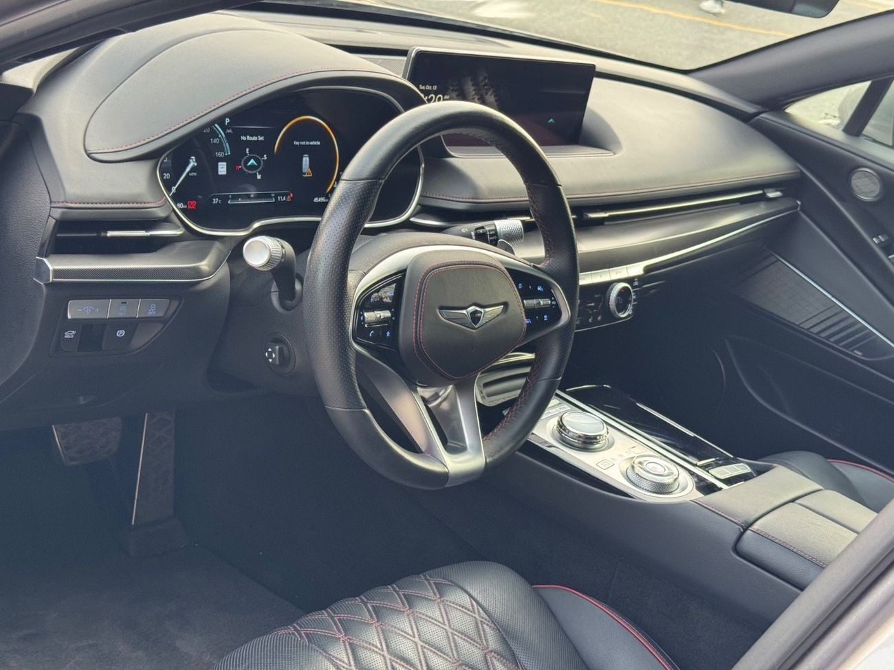 Genesis G80 ROYAL