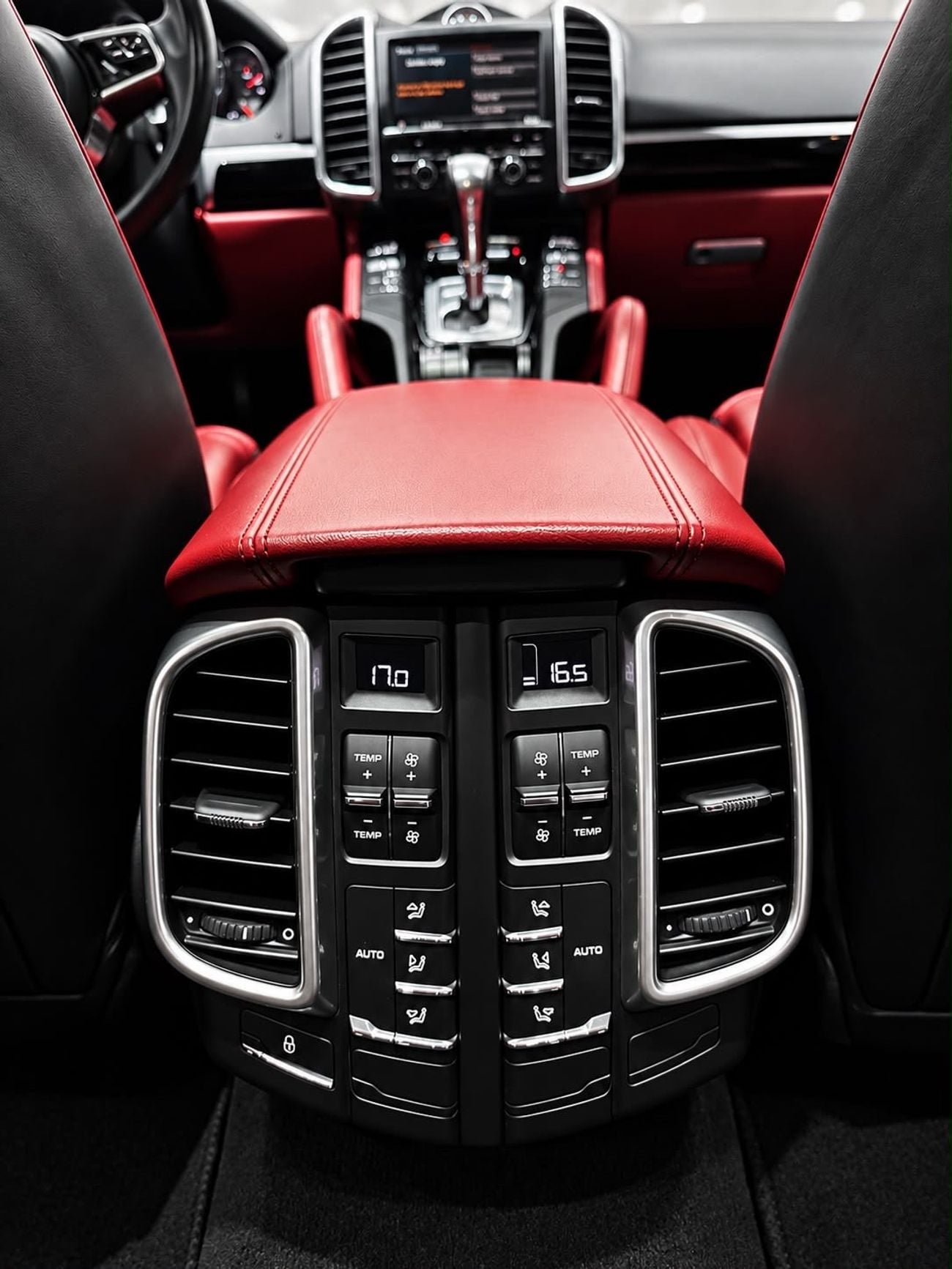 Porsche Cayenne STANDARD