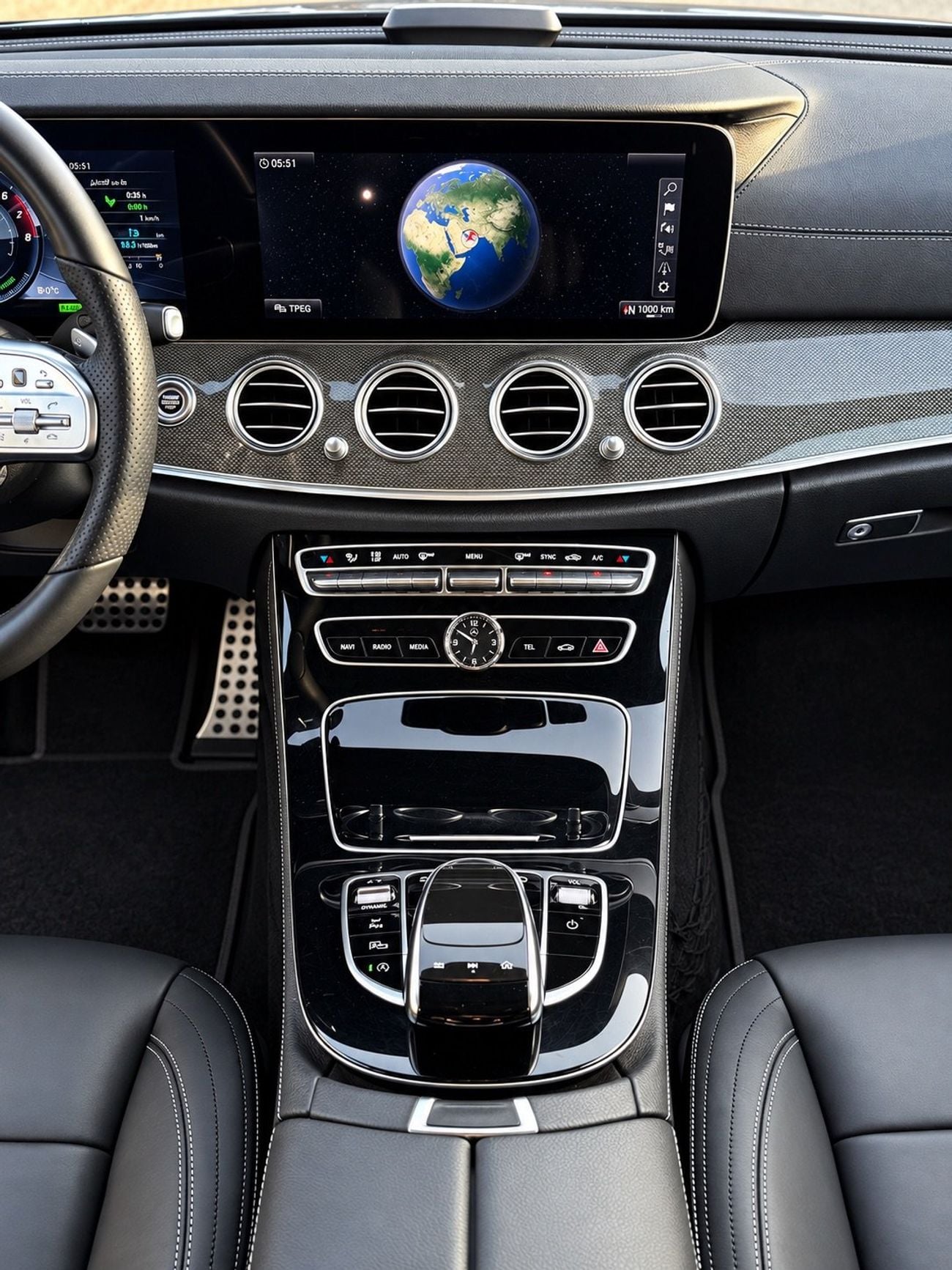 Mercedes Benz E350 AMG Mercedes-Benz E350 4MATIC AMG – 2019