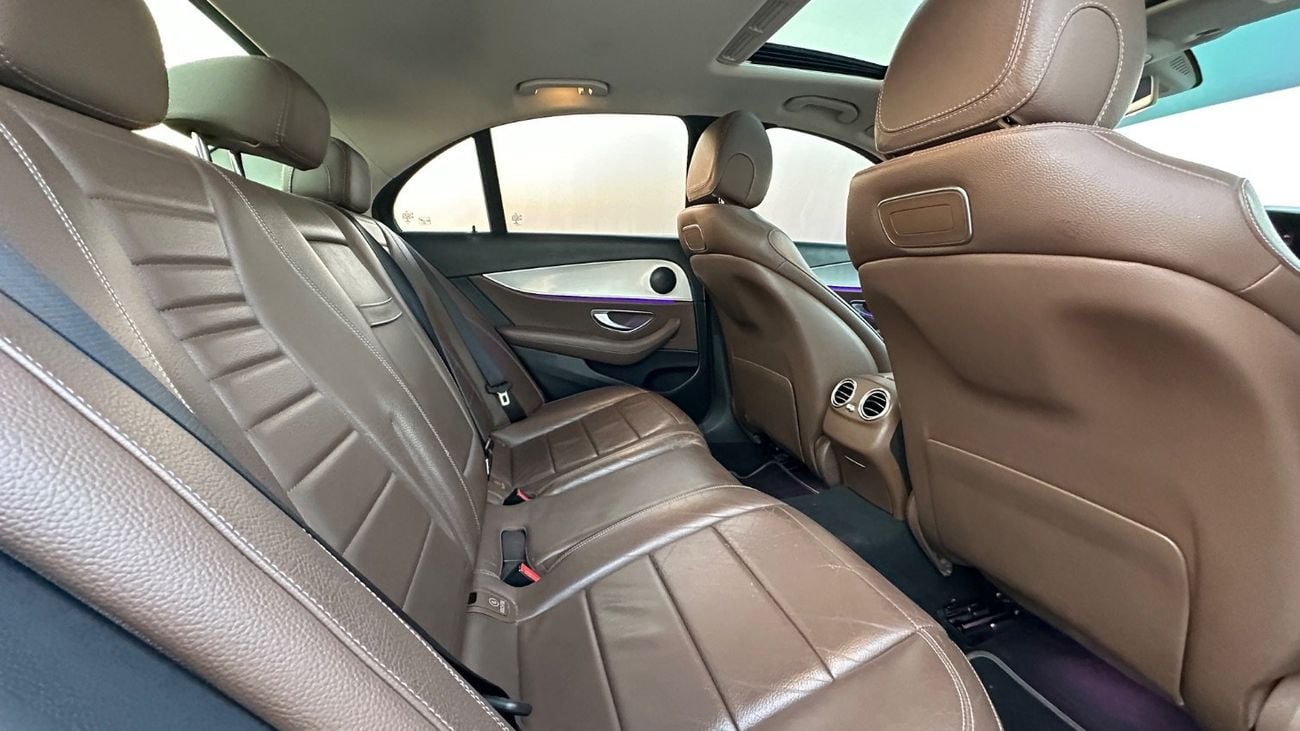 Mercedes Benz E200 PREMIUM