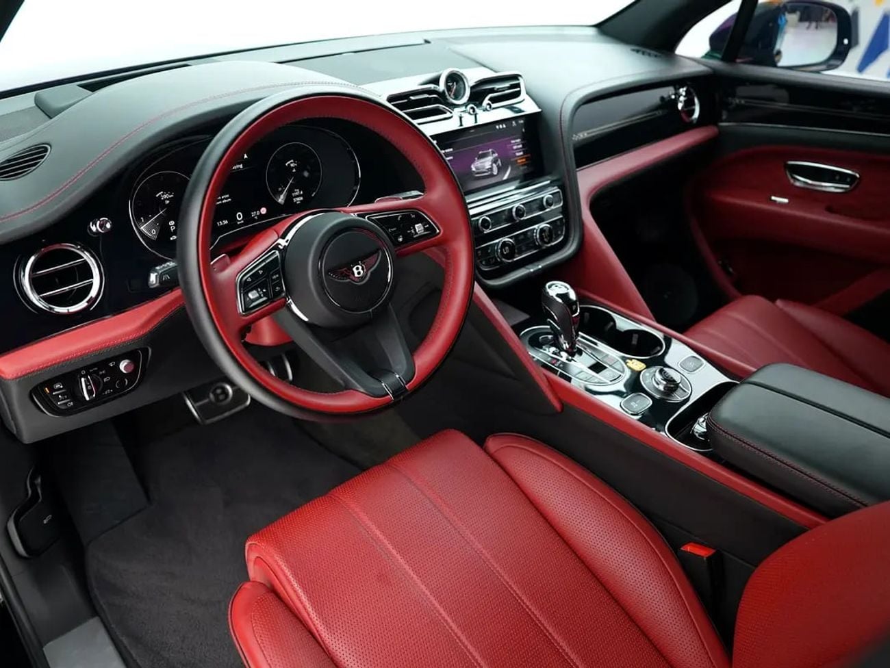 بنتلي بينتايجا AZURE EDITION | EXTENDED WHEELBASE | TOURING SPECIFICATION