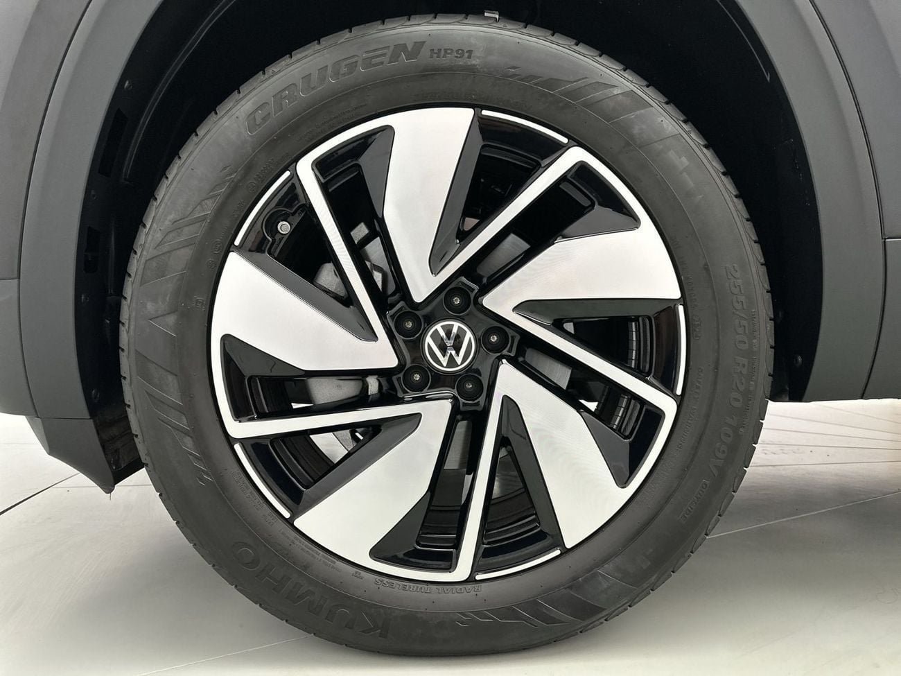 فولكس واجن تيرامونت COMFORTLINE Teramont 2.0L (Facelift 2) | Next-Gen Infotainment & Family Luxury | 34,100 AED SAVINGS