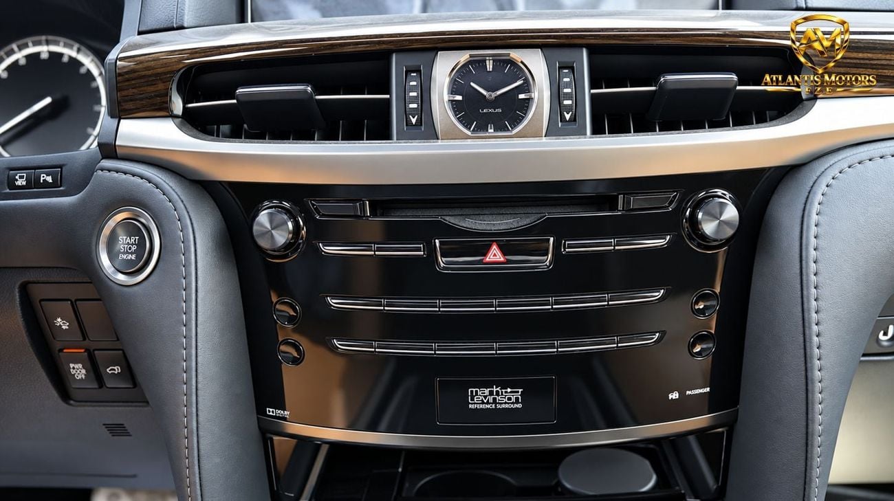 Lexus LX570 SIGNATURE BLACK EDITION