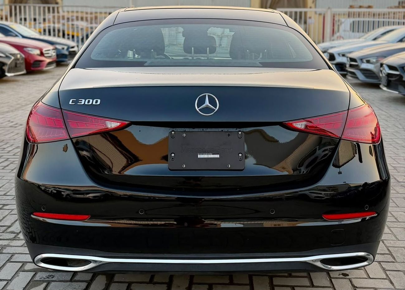 مرسيدس بنز C 300 ستاندارد