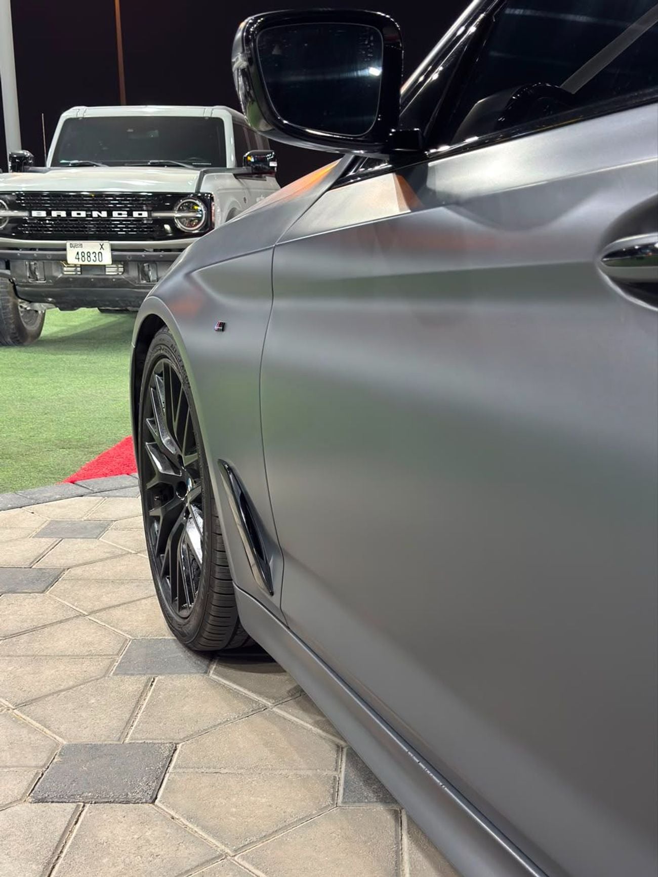 بي أم دبليو 530i LUXURY