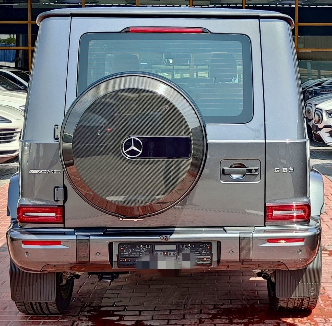 مرسيدس بنز G 63 AMG ستاندارد ضمان لمدة 5 سنوات على ألياف الكربون الداخلية والخارجية (2026) - مجلس التعاون الخليجي