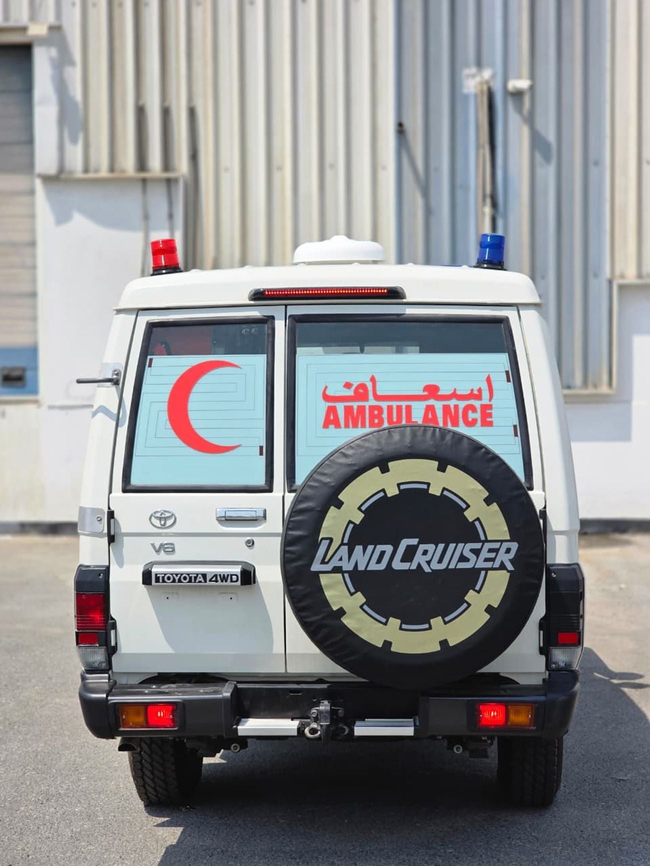Toyota Land Cruiser 70 LC 78 HARDTOP 4.0L AT AMBULANCE 4WD SUV 2026