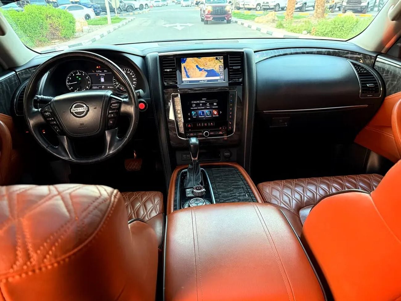 Nissan Patrol LE TITANIUM GCC Specs - Excellent Condition!