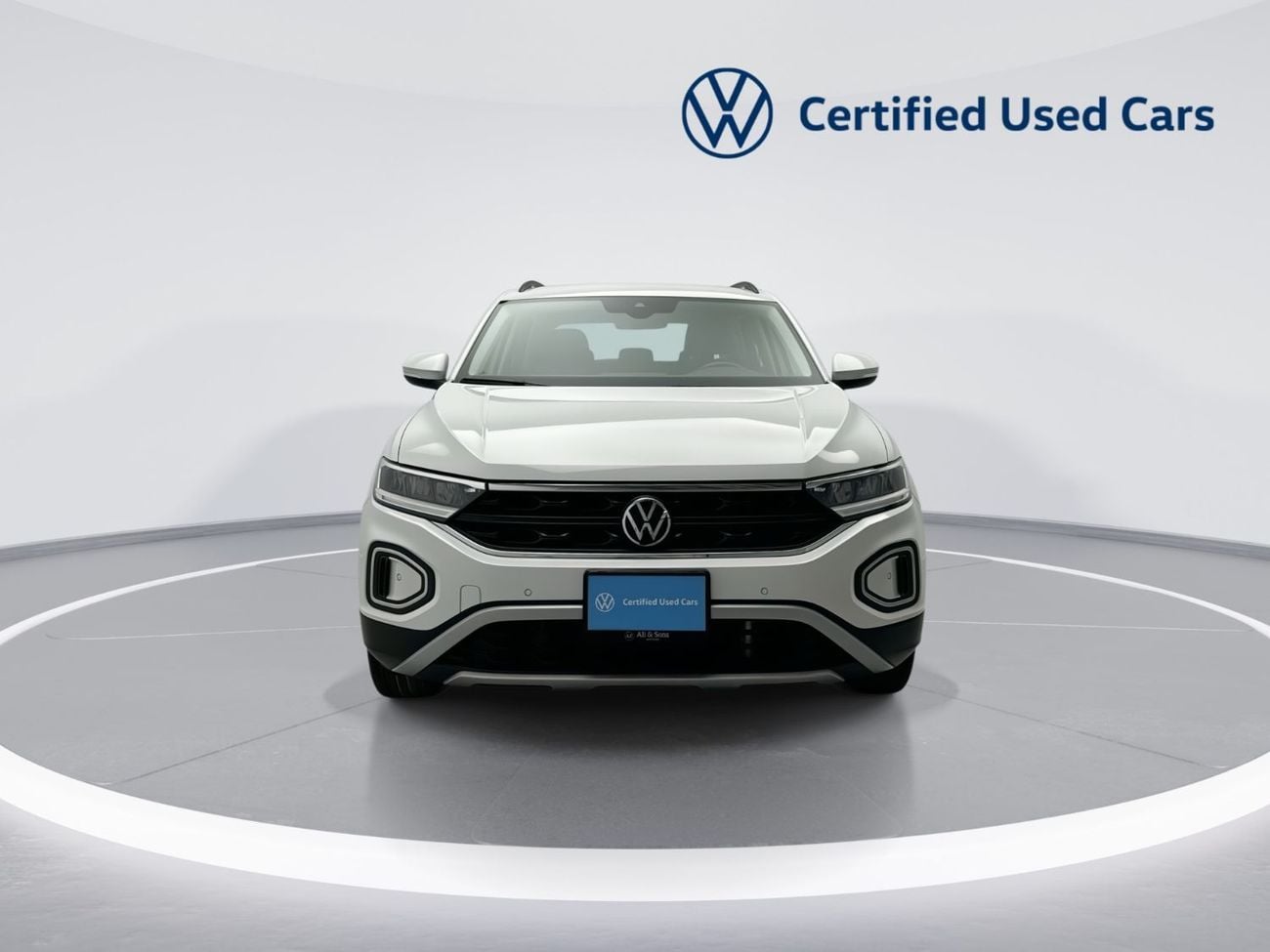 فولكس واجن T ROC LIFE T-Roc Life 1.4L | VW Certified | GCC Specs | Standout Crossover Styling