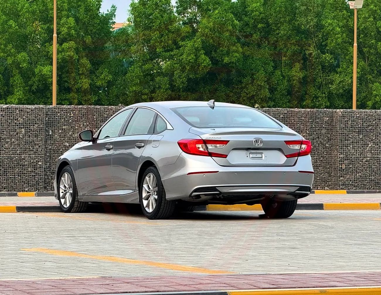 Honda Accord 1.5 L | | GCC | Accident-Free | In Excellent Condition | 991 P.M