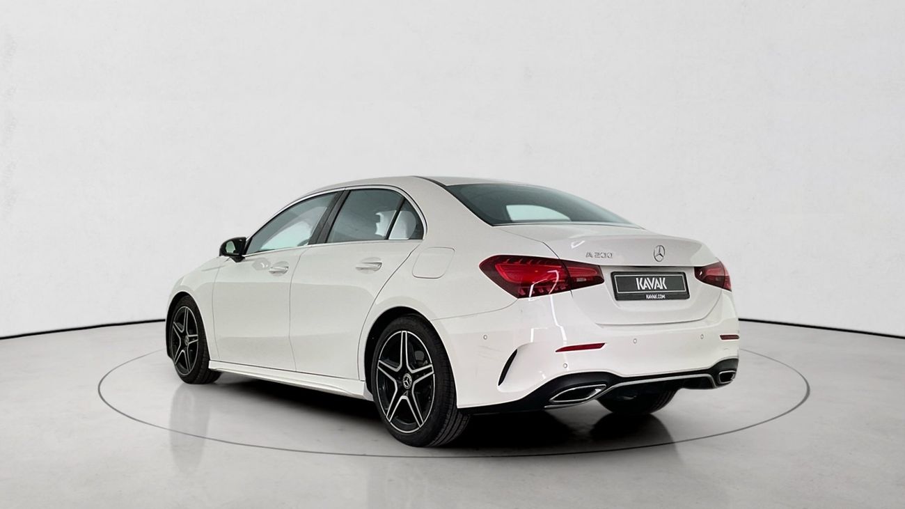 Mercedes Benz A200 STANDARD | Guaranteed Warranty | 0 Down Payment