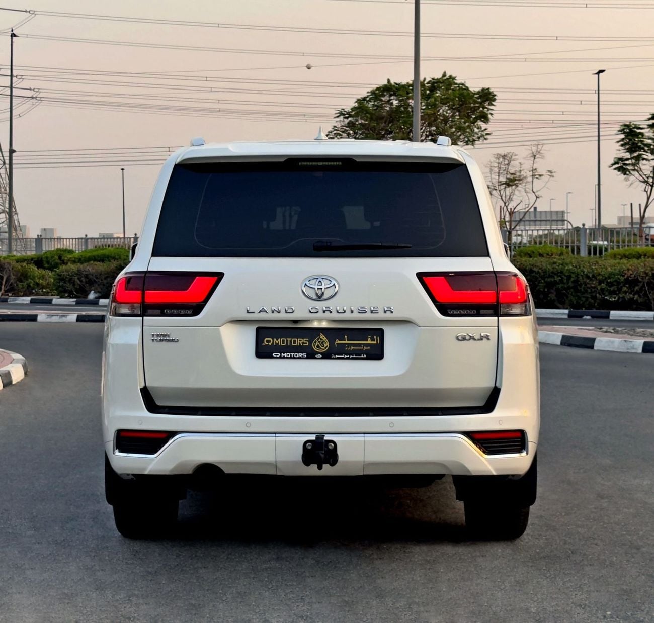 Toyota Land Cruiser GXR 3.5 Twin Turbo