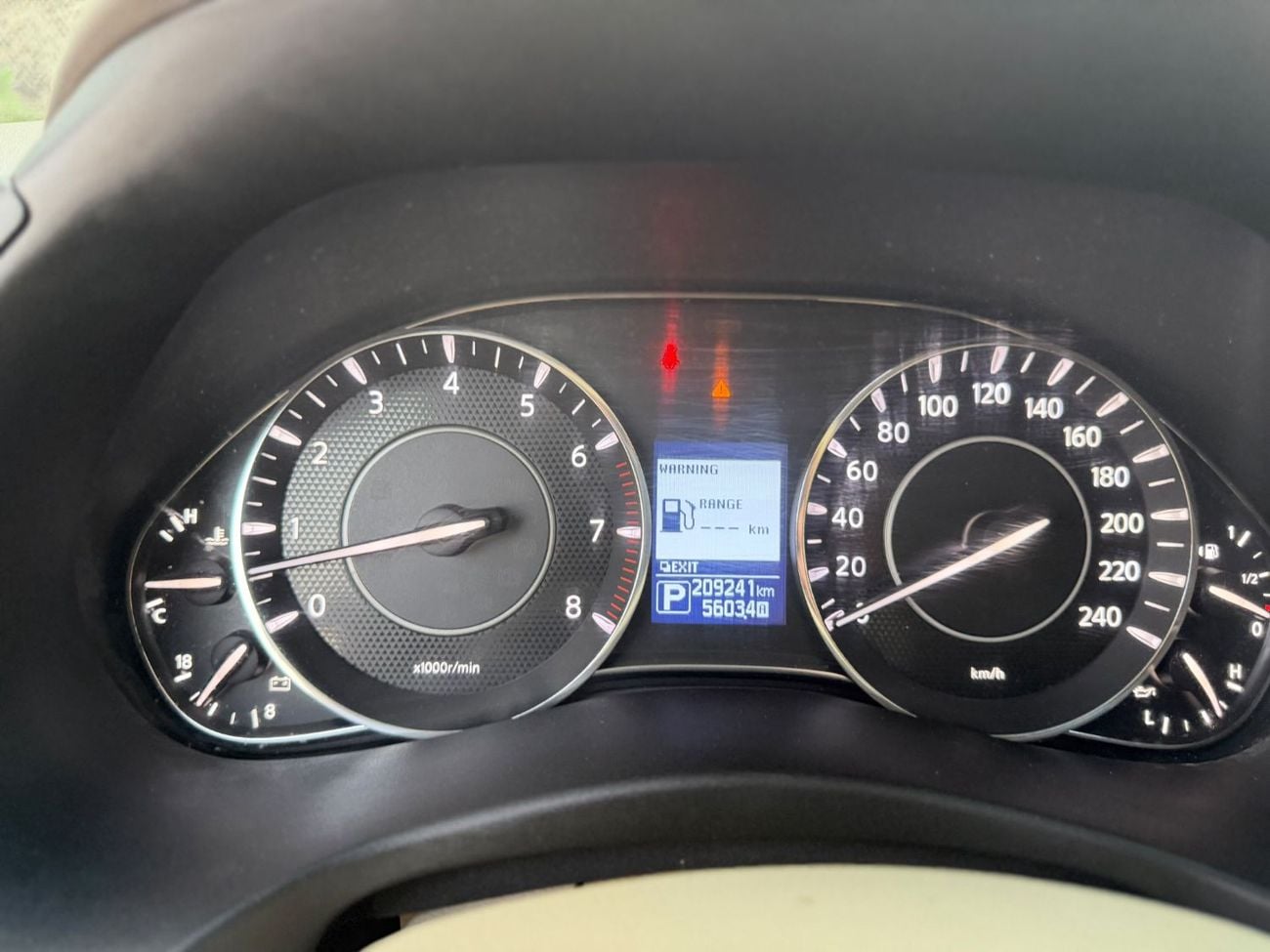 Nissan Patrol SE PLATINUM CITY 3000 cc four-wheel drive 4/4 sunroof