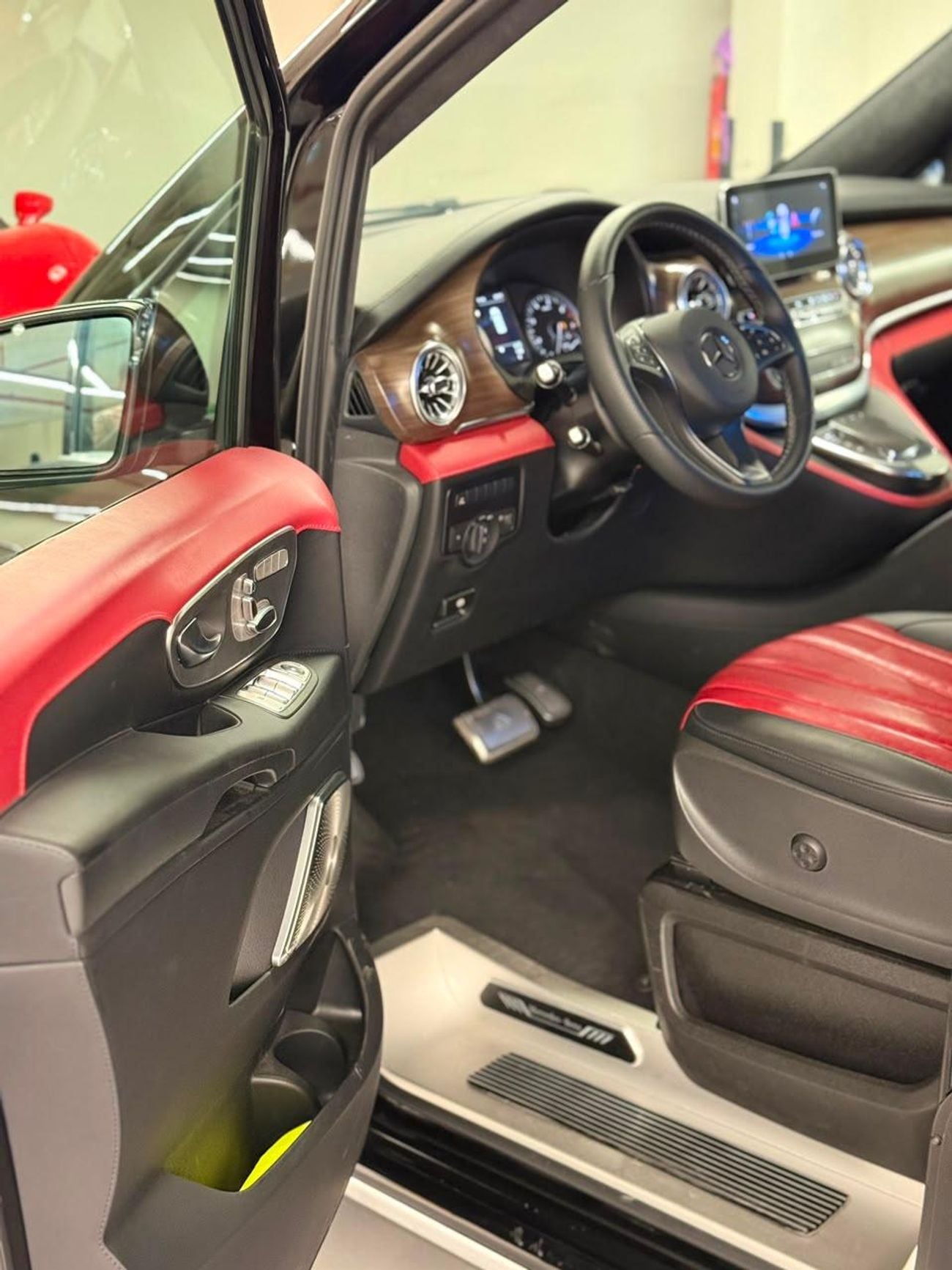Mercedes Benz Vito VIP MERCEDES VITO VIP || V350L BLACK 2024 NEW
