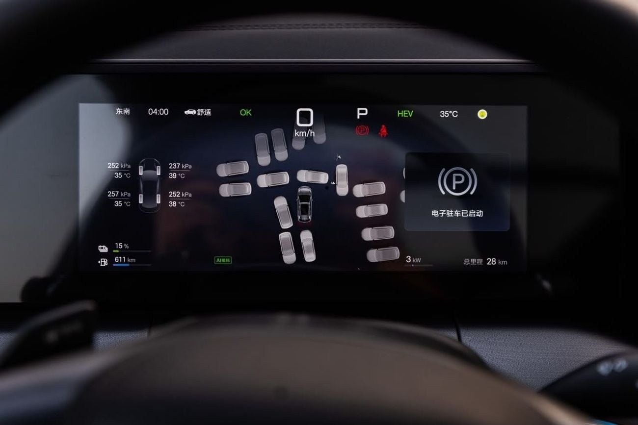 BYD Song L STANDARD