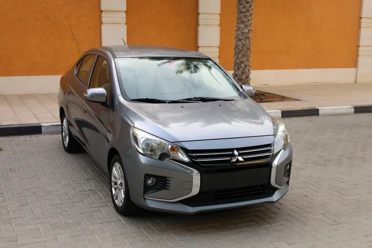 ميتسوبيشي اتراج جي إل إكس - GCC Specs - Low Mileage