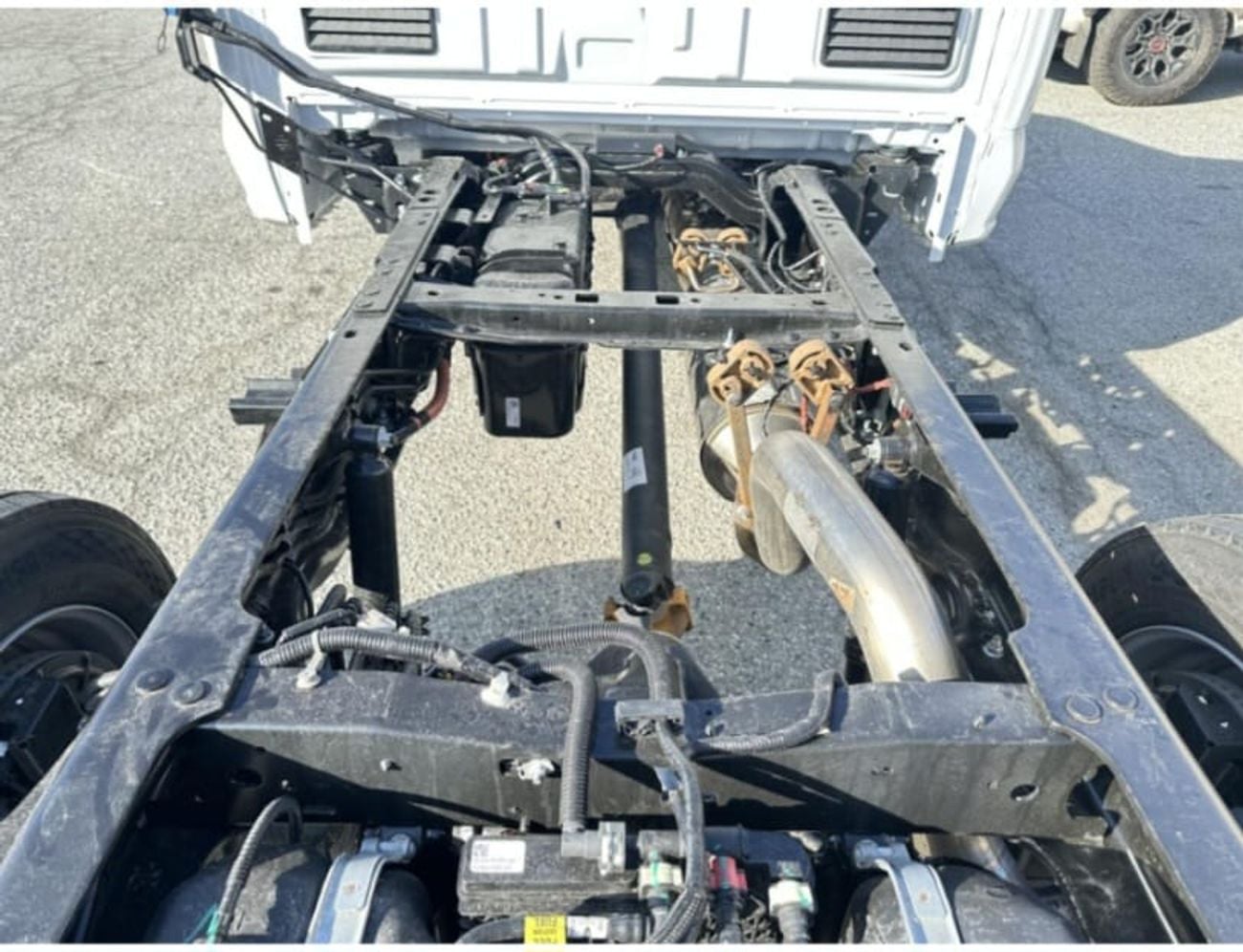 Ford F-550 HEAVY DUTY 6.7L DIESEL DUAL TANK