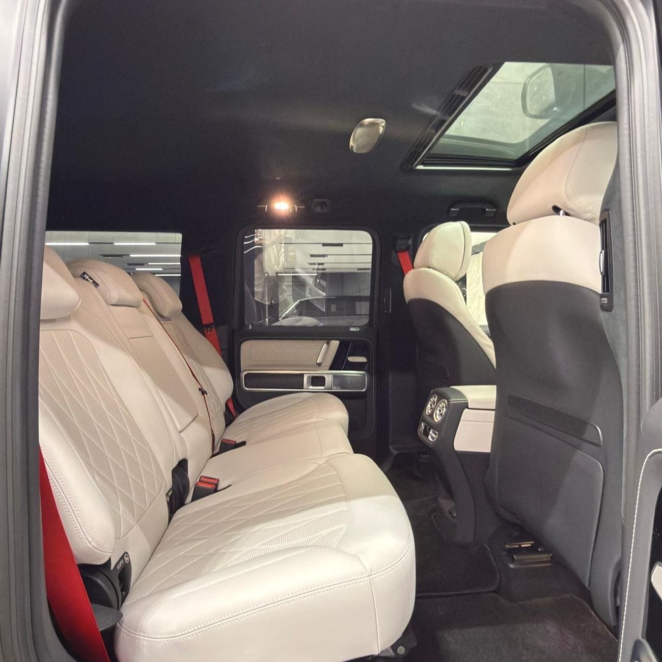 Mercedes Benz G63 AMG STANDARD | Japanese Specs