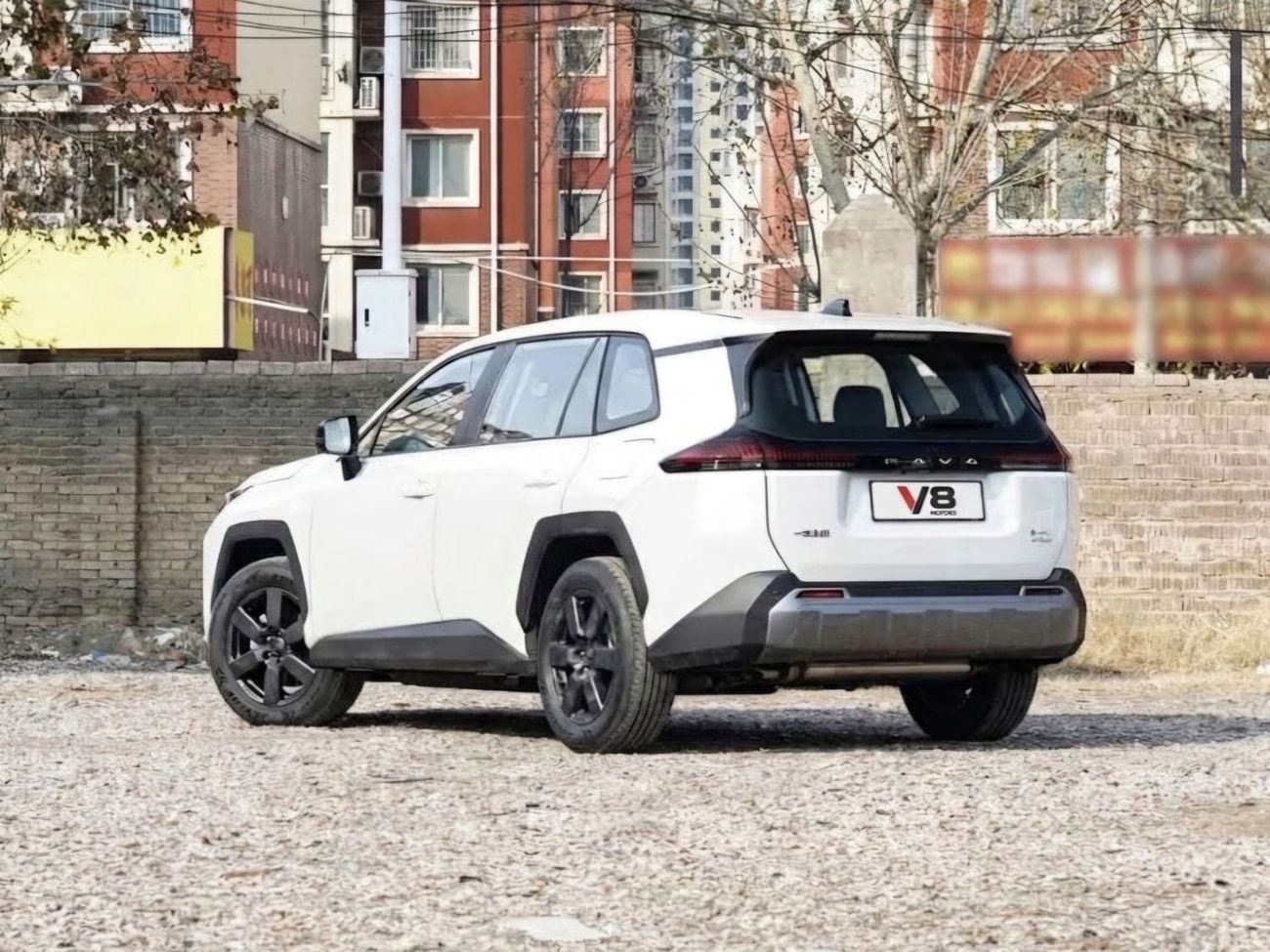 تويوتا راف ٤ XLE HEV تويوتا RAV4 2026، محرك 2.5 لتر هجين، دفع رباعي، فئة فاخرة
