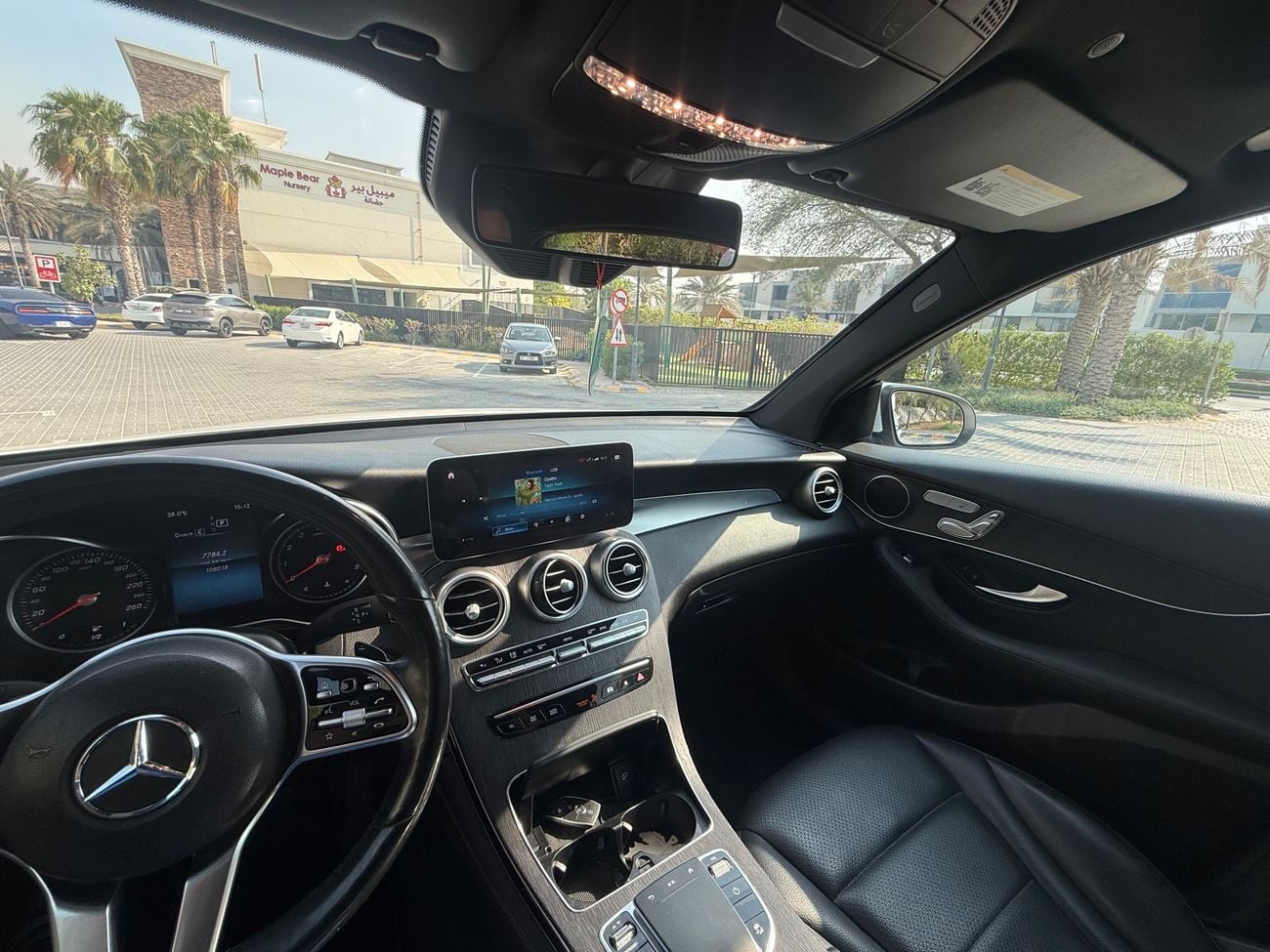 مرسيدس بنز GLC 300 E 4MATIC PREMIUM