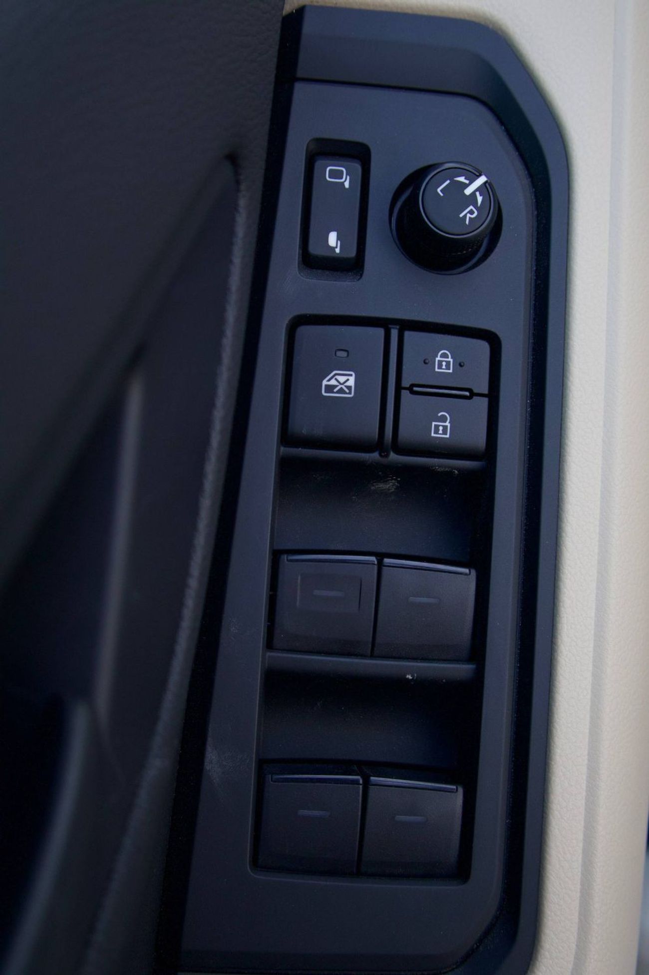 Toyota Land Cruiser GXR