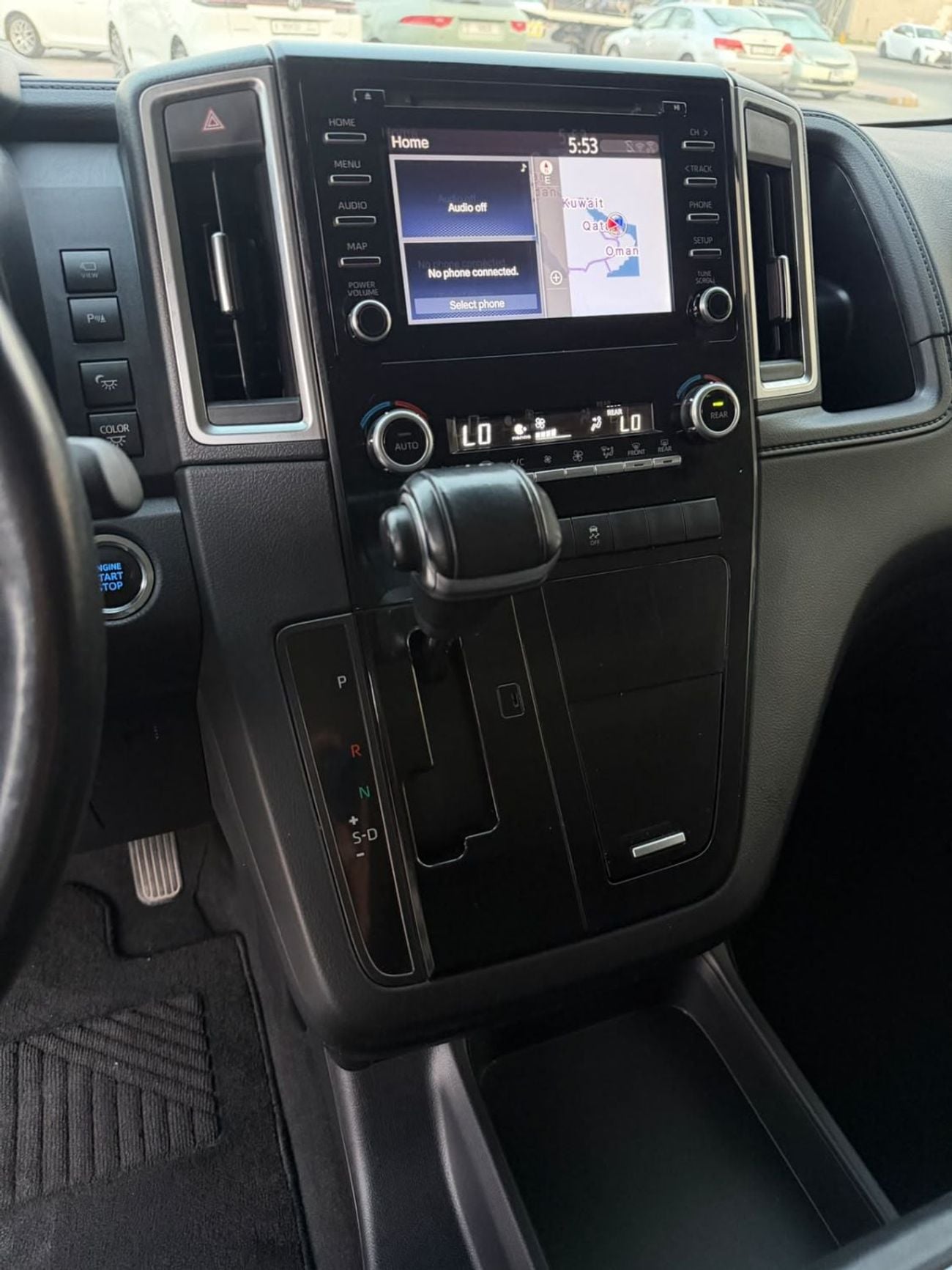 Toyota Granvia PREMIUM